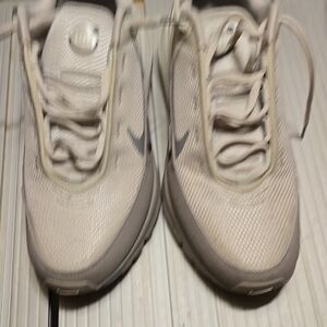 Nike Athletic Shoes - Cream and Gray